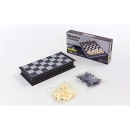 Шахматы дорожные пластиковые на магнитах SC5677 (пластик, р-р доски 25см x 25см)